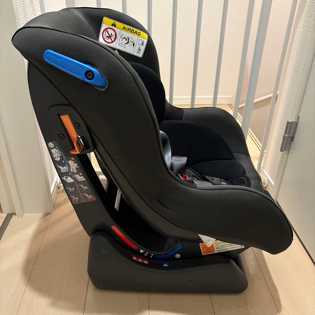 Combi チャイルドシート　ウィゴー　エッグショック　LYF-375