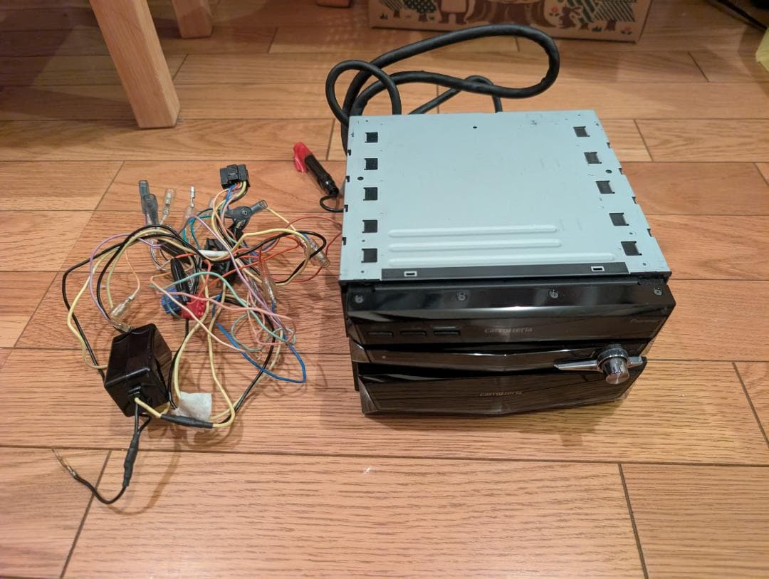 【訳アリ品！】carrozzeria AVIC-VH0009 サイバーナビ