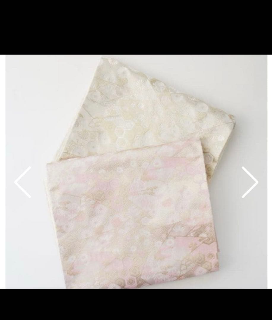 西陣織　金色と白色のテーブルランナー　辻元舞さん