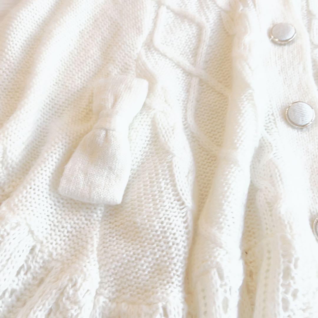 リズメロ ホワイトフード付きニットポンチョ