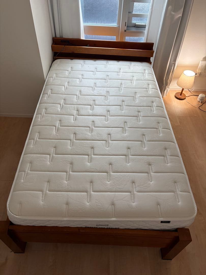 ヤドン様 日本ベッド　セミダブルマットレス　シルキーポケットレギュラー ウール入