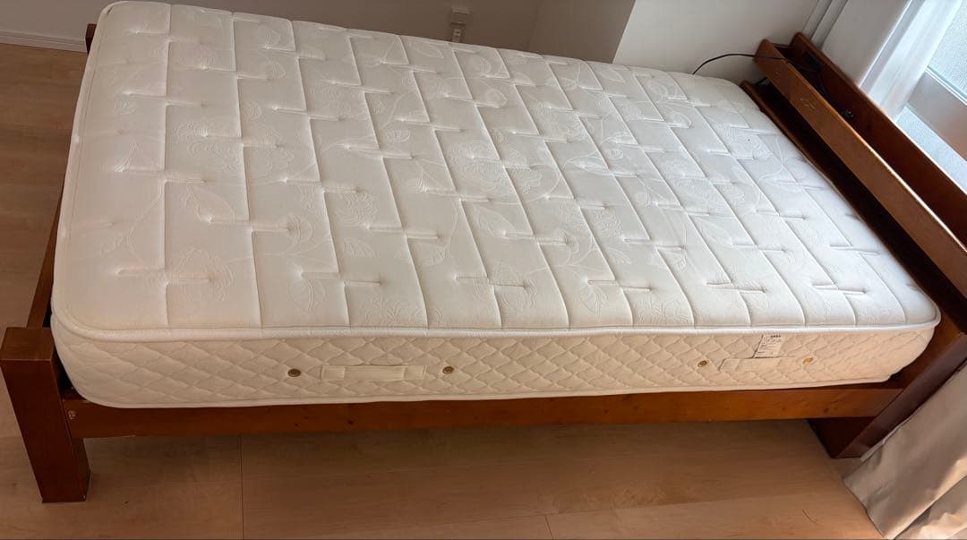 ヤドン様 日本ベッド　セミダブルマットレス　シルキーポケットレギュラー ウール入