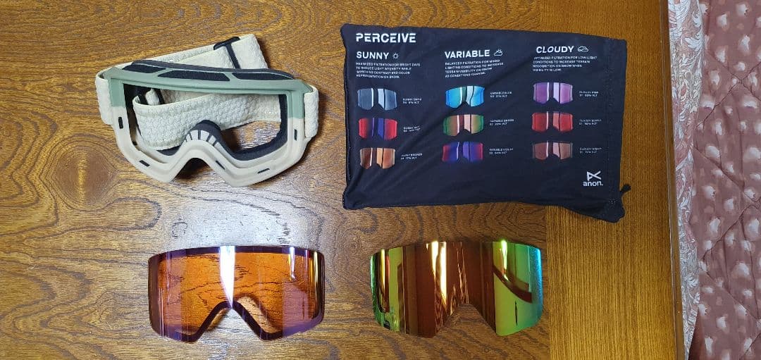 スキー・スノーボードアクセサリー Anon M3 +Bonus Lens +Face Mask x2