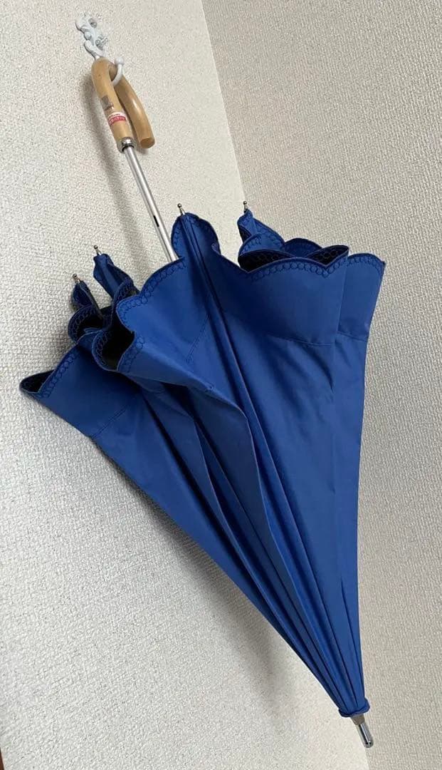 素敵に…LANVIN ロイヤルブルー⭐︎ フリル日傘⭐︎一級遮光