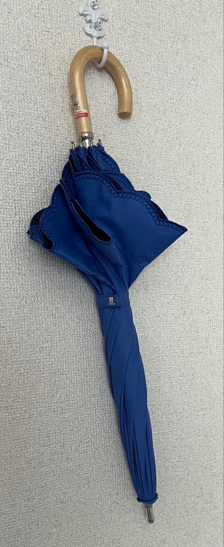素敵に…LANVIN ロイヤルブルー⭐︎ フリル日傘⭐︎一級遮光