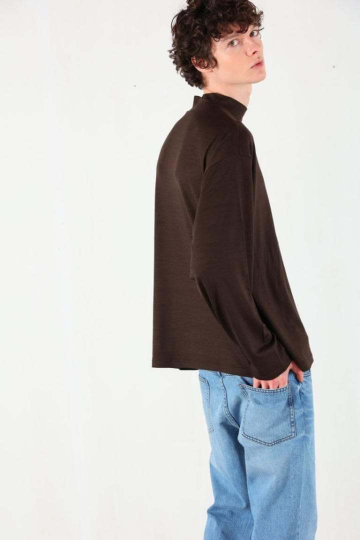 MBハイエンド尾州ウール・モックネック Lサイズ