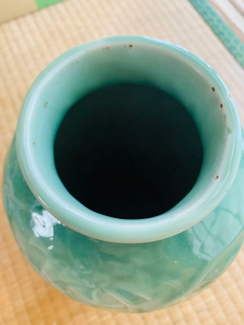 中国清時代豆青釉花瓶