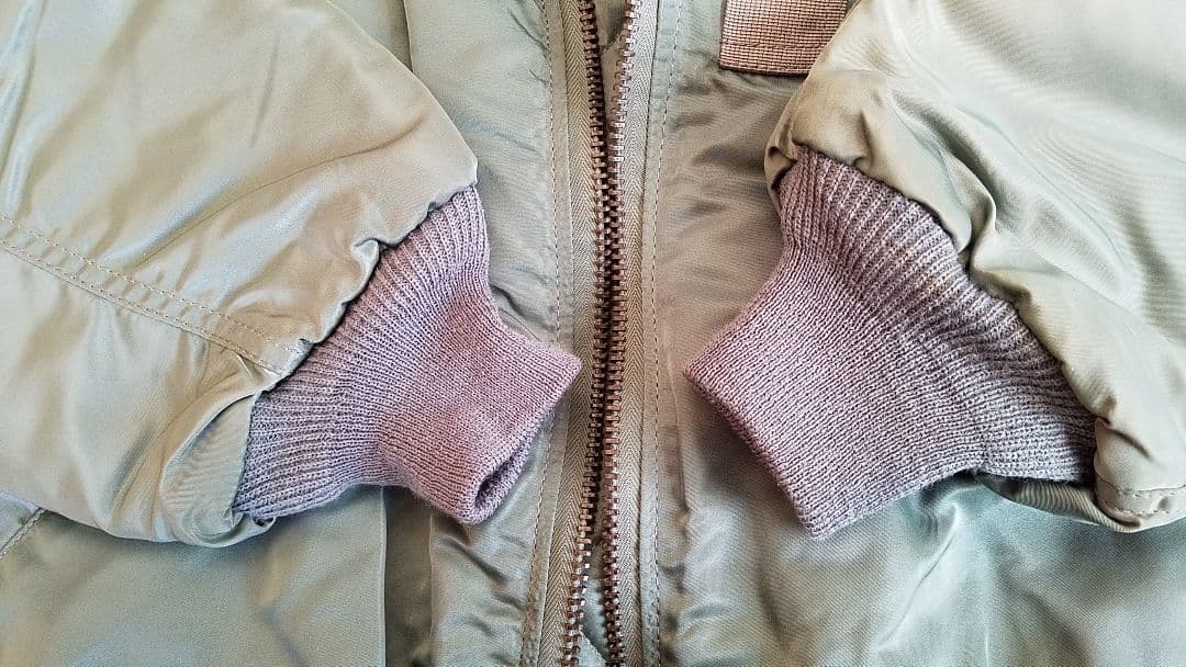 ぼ*ー様 美品　ALPHA B-15D フライトジャケット Mサイズ