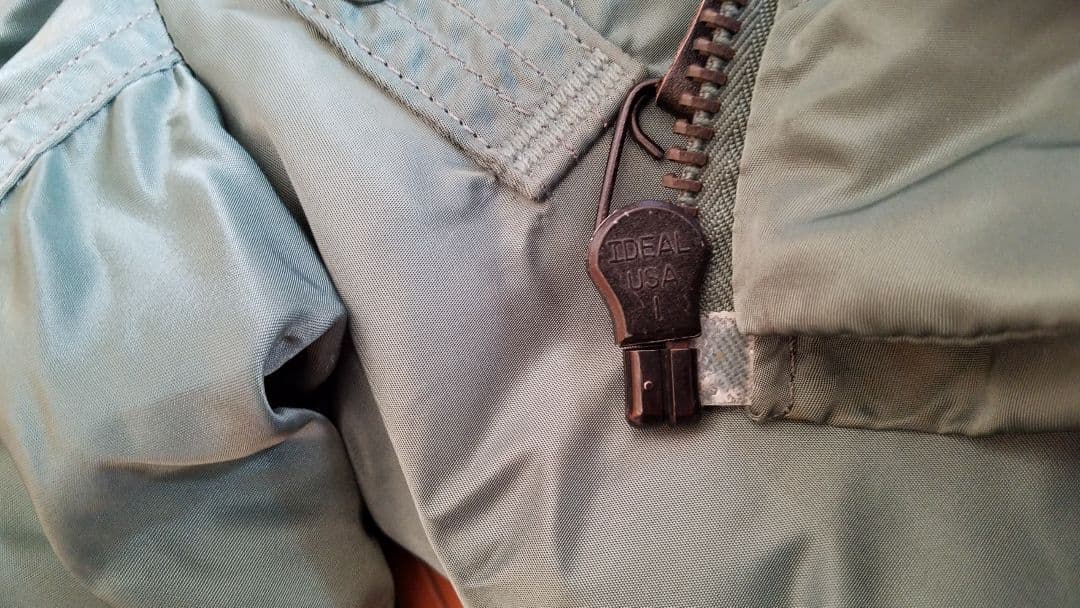 ぼ*ー様 美品　ALPHA B-15D フライトジャケット Mサイズ