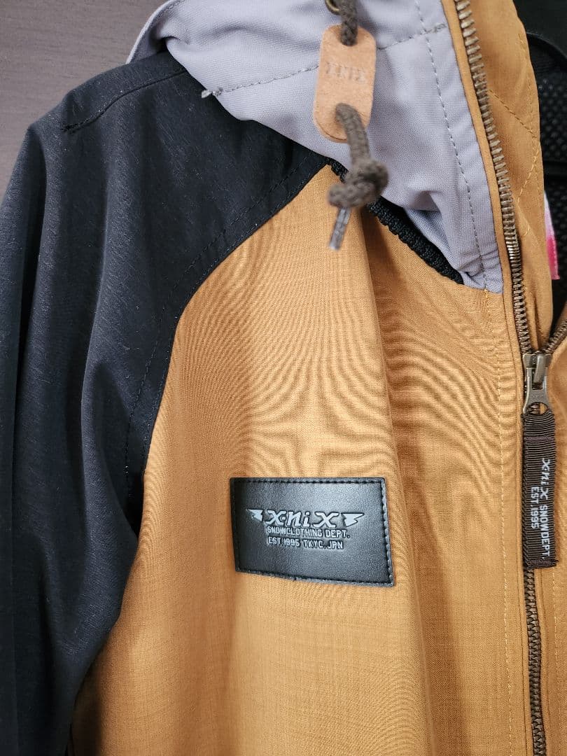 【タグ付き新品】スノボ ウェア スキー マウンテンパーカー