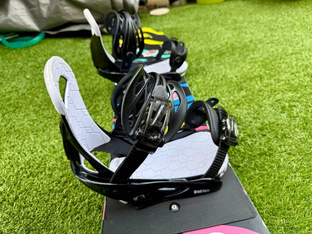 Burton ビンディング付き　バートン ミニグロム キッズ　スノーボード120