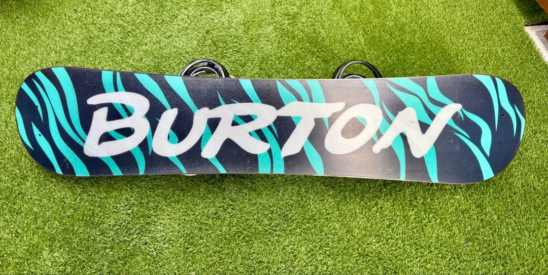 Burton ビンディング付き　バートン ミニグロム キッズ　スノーボード120