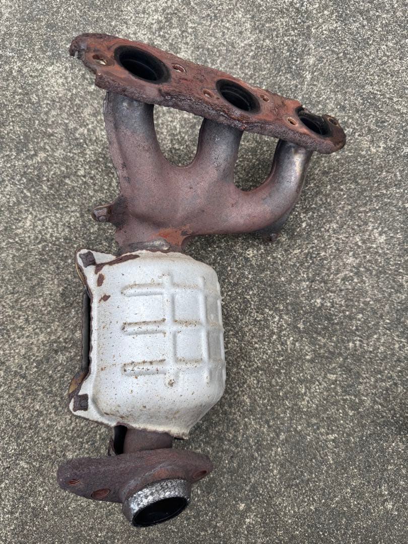 ワゴンR MH23S 触媒