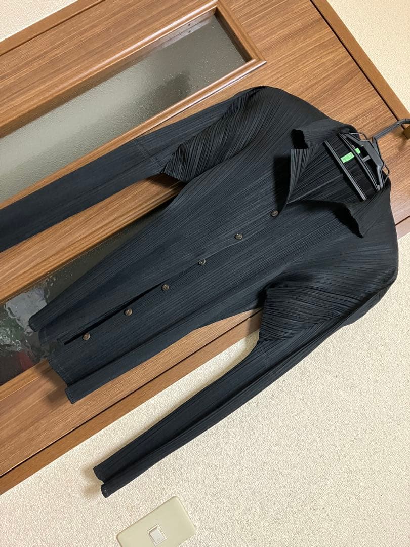 PLEATS PLEASE ISSEY MIYAKE ブラック大きなサイズ4