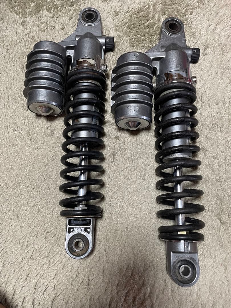 カワサキ　ゼファー750 純正サスペンション 2個セット