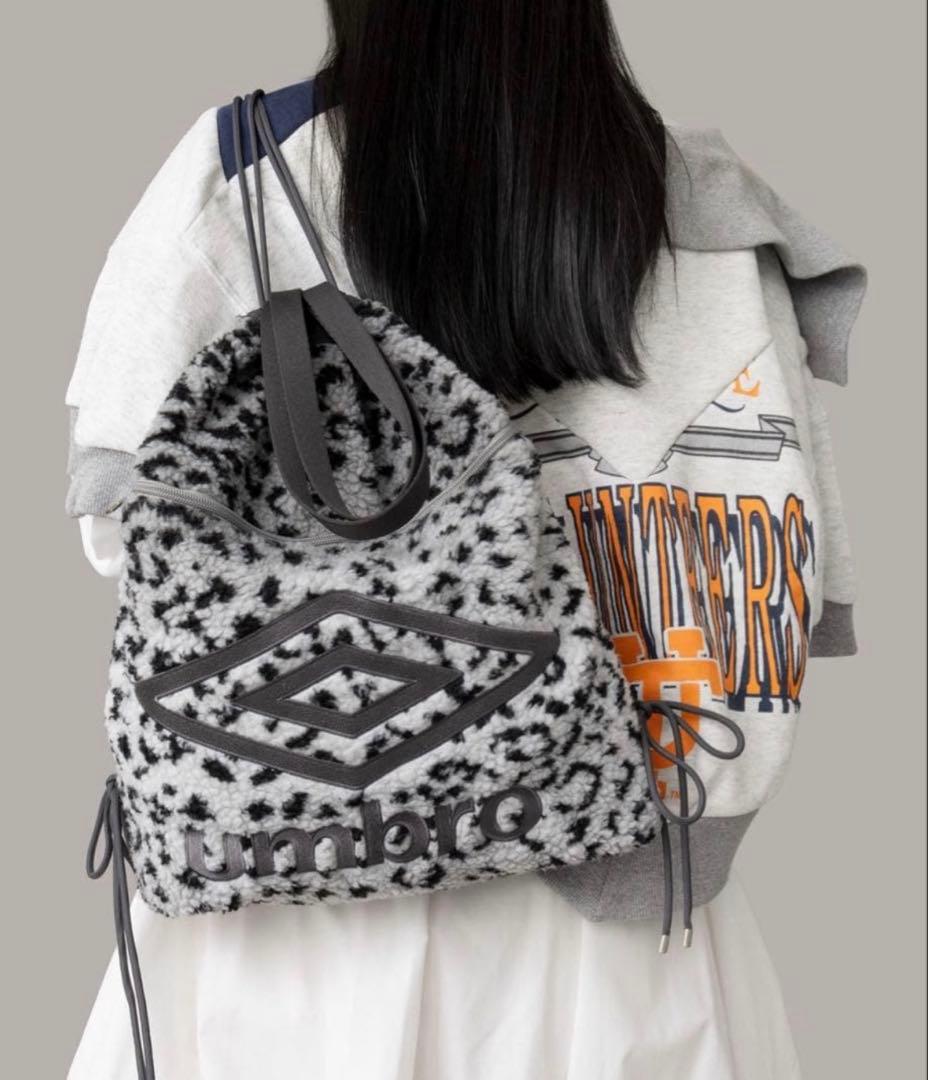 [UMBRO × Casselini]フェイクボアナップサック