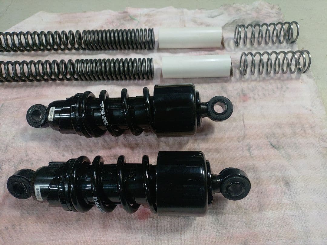 ヤマハSCR950 ボルト950 ローダウンサスペンション