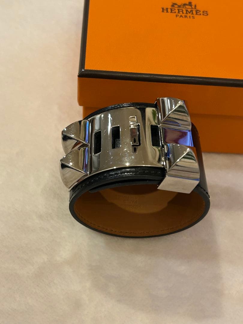 エルメス HERMES コリエドシアン ブラック バングル　シルバー