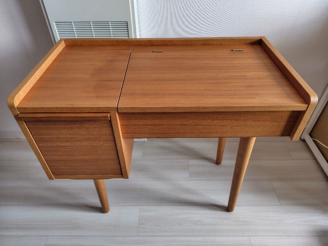 unico ドレッサー / テーブル / 鏡台