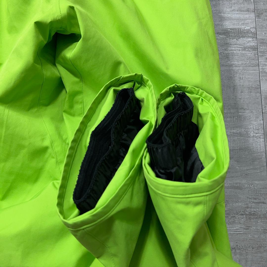 近年モデル★ Phenix フェニックス スキーウェア XL 総柄 大きいサイズ