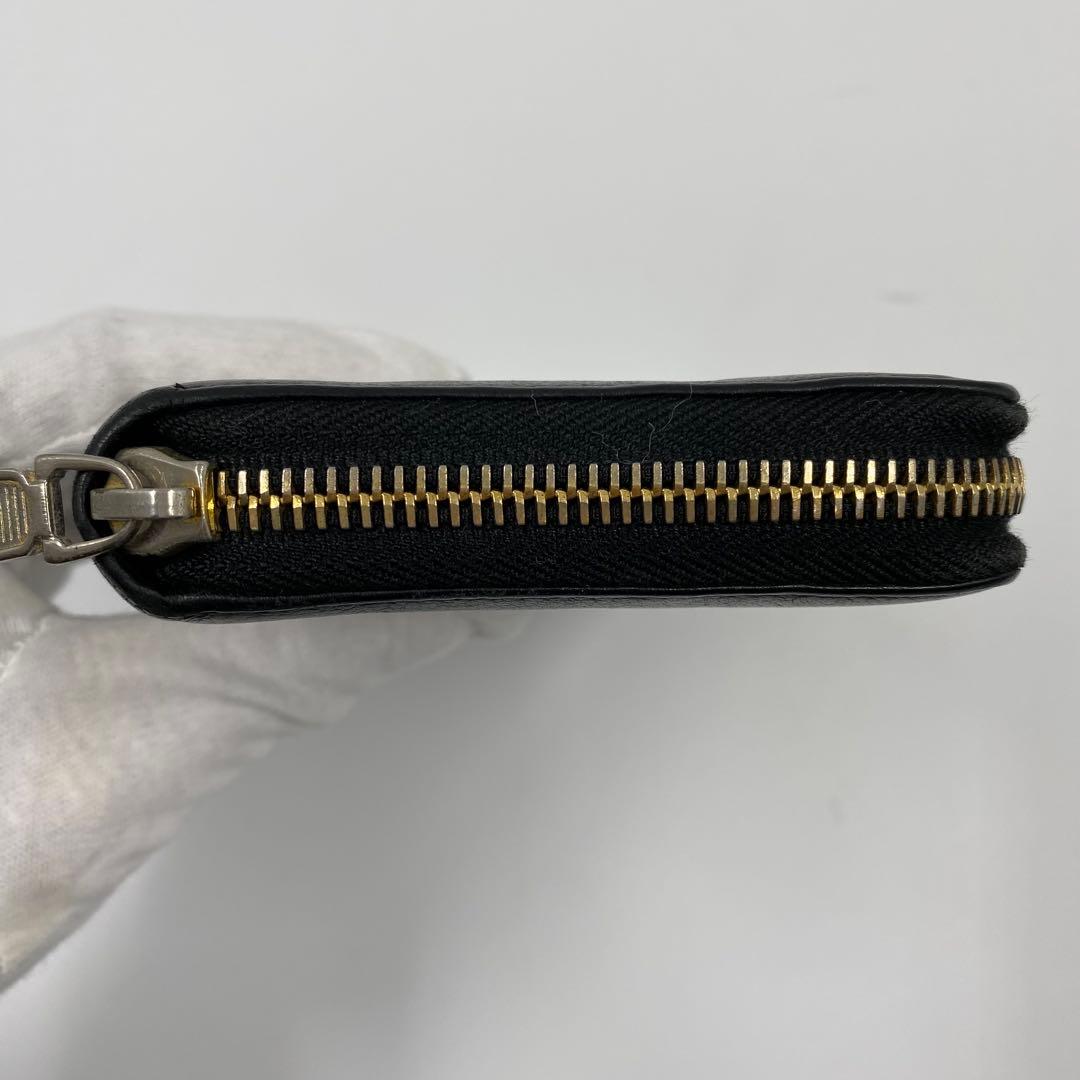 Yves Saint Laurent イヴサンローラン　長財布　ブラック　革