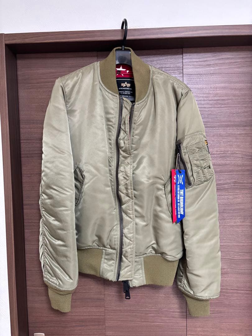 TMT×ALPHA MA1 カーキ　Mサイズ
