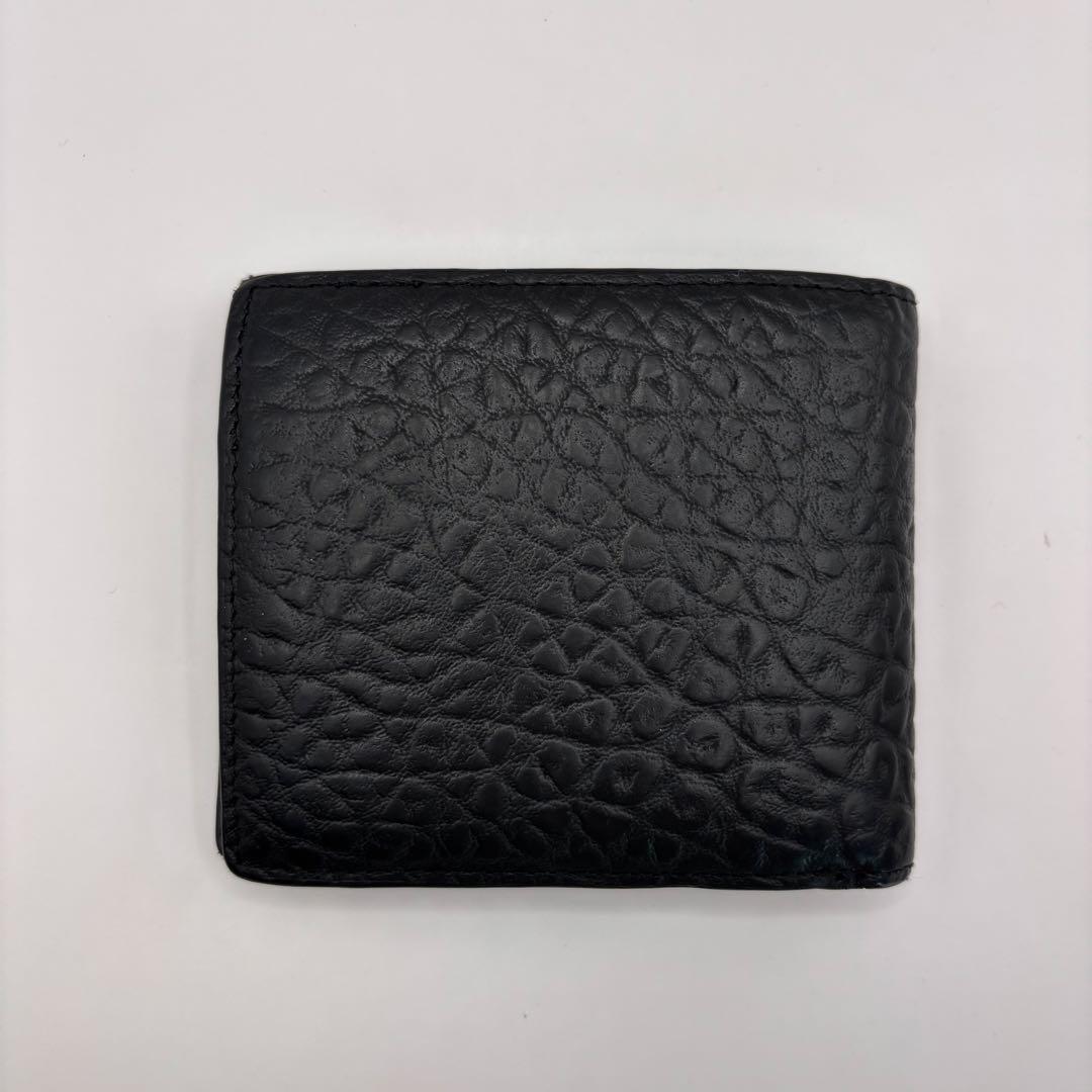 DIESEL 二つ折り財布　ブラック　型押し　D ロゴ　エンボス　シルバー