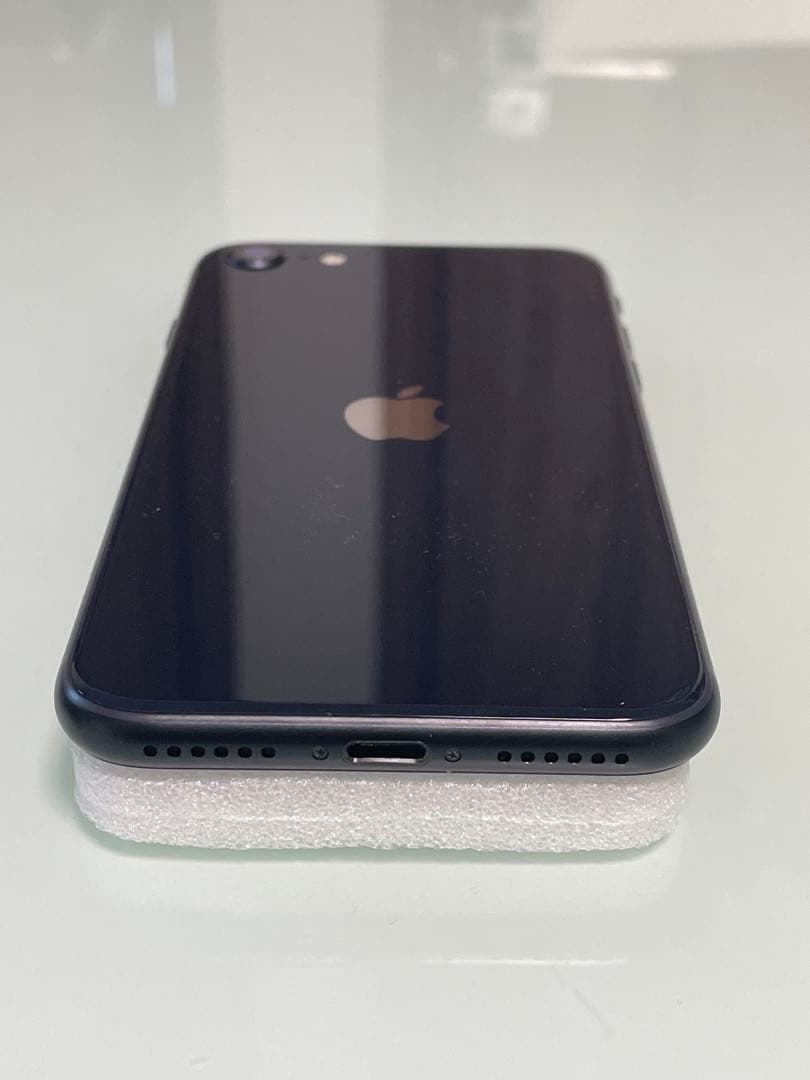 iPhone SE 第3世代 64gb ミッドナイト バッテリー100%