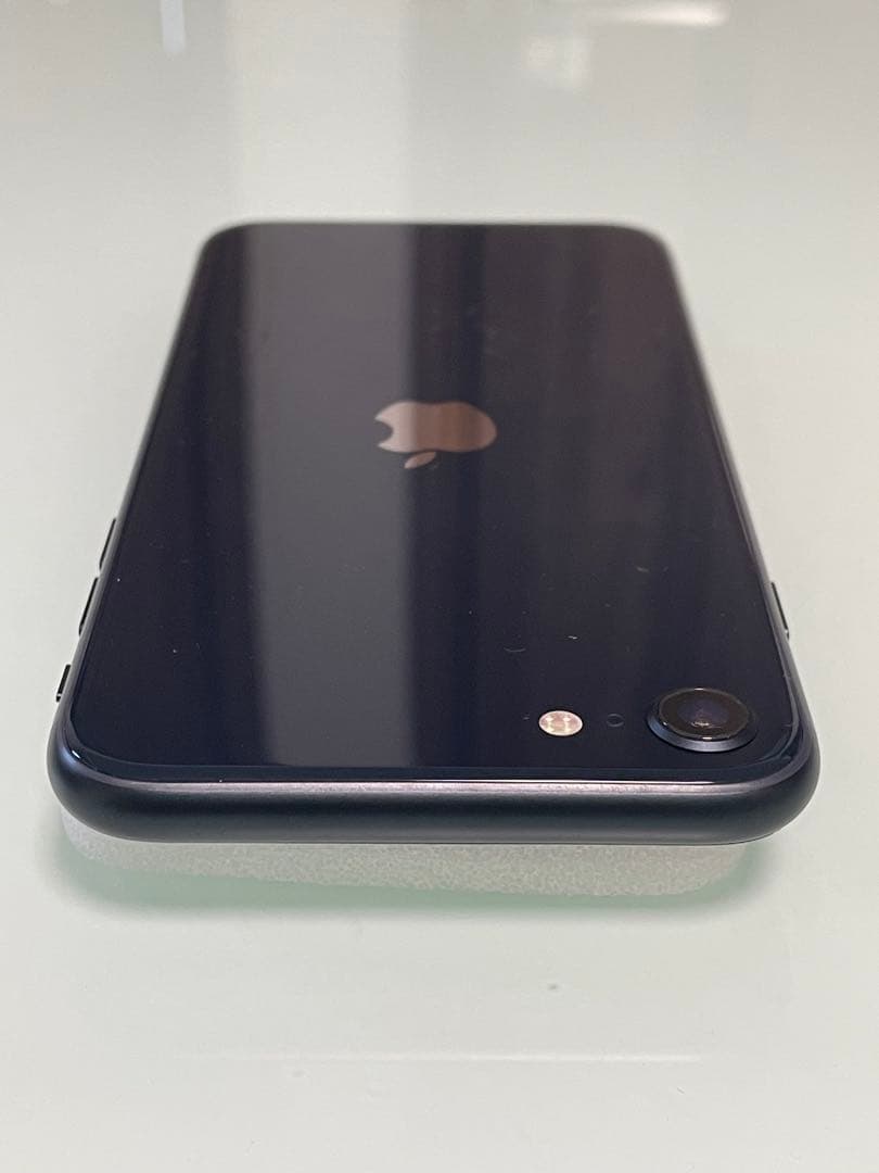 iPhone SE 第3世代 64gb ミッドナイト バッテリー100%