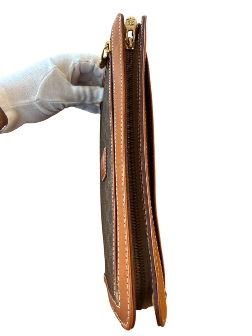 CELINE モノグラム レザー クラッチバッグ