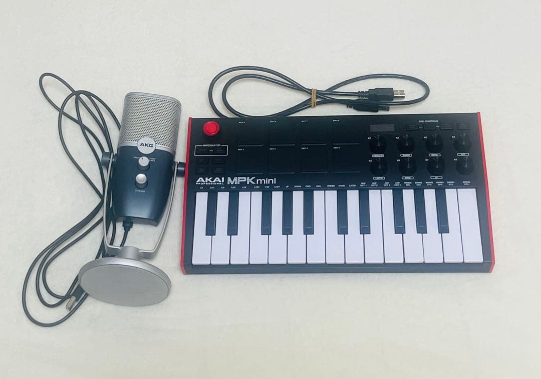 ★別売り可能　AKAI MPK mini マイク付き