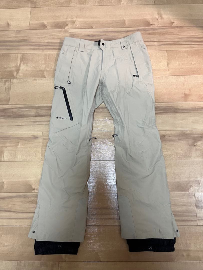 686 スノーボードウェア