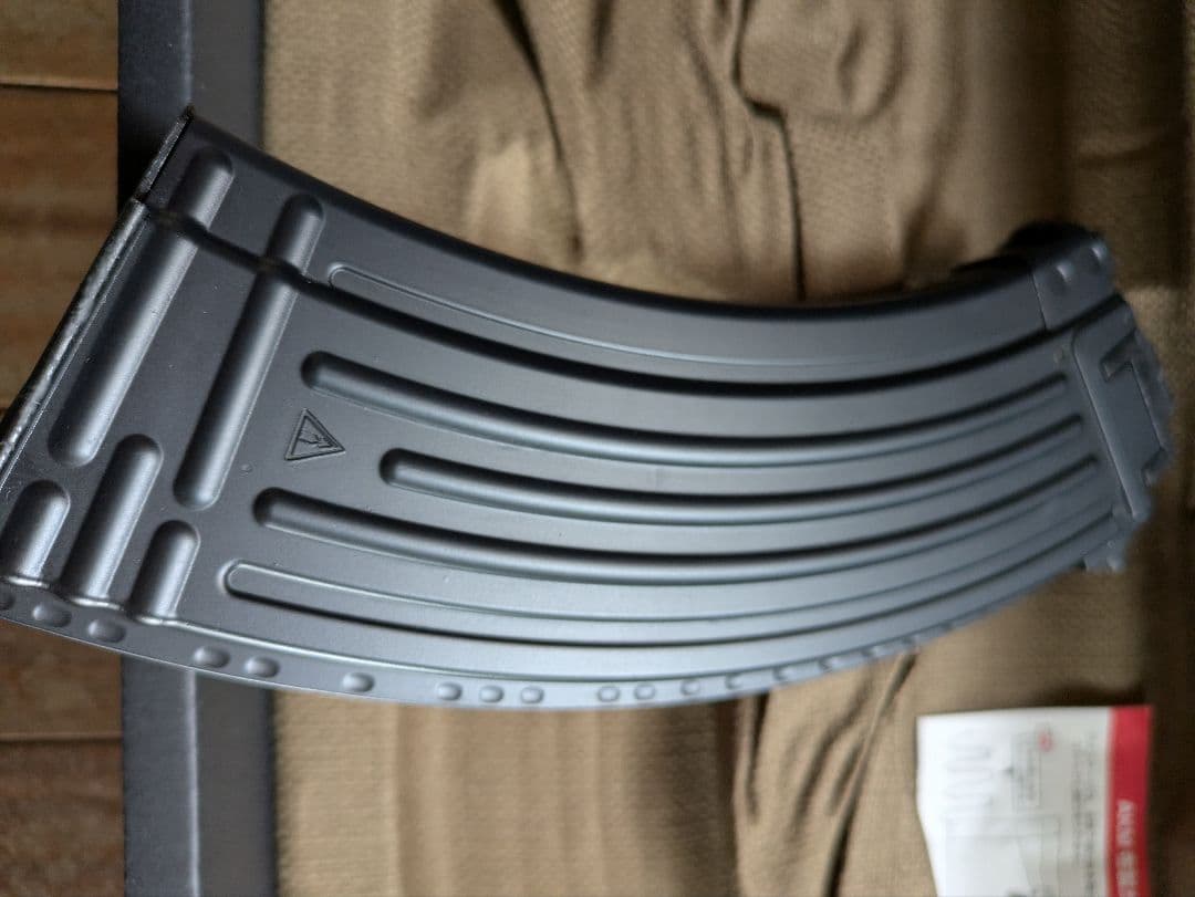 東京マルイ ガスブローバックマシンガンAKM