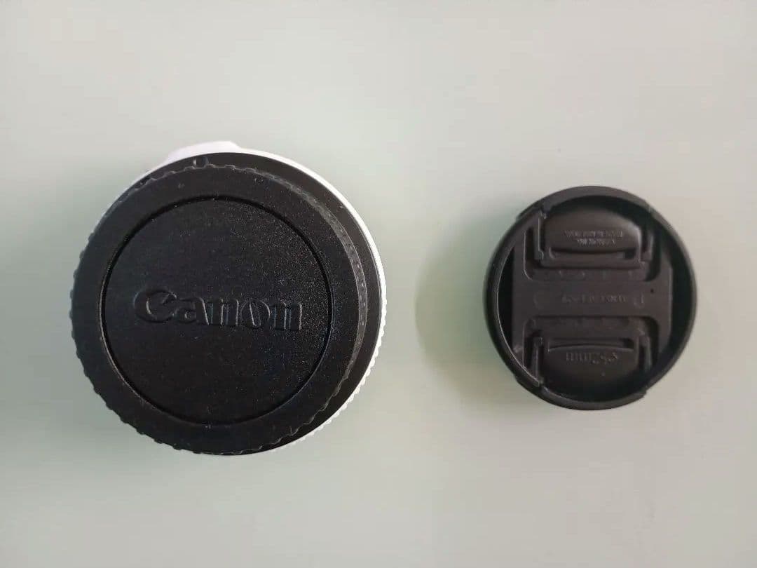 Canon EF 40mm E2.8 STM（ホワイト）単焦点レンズ