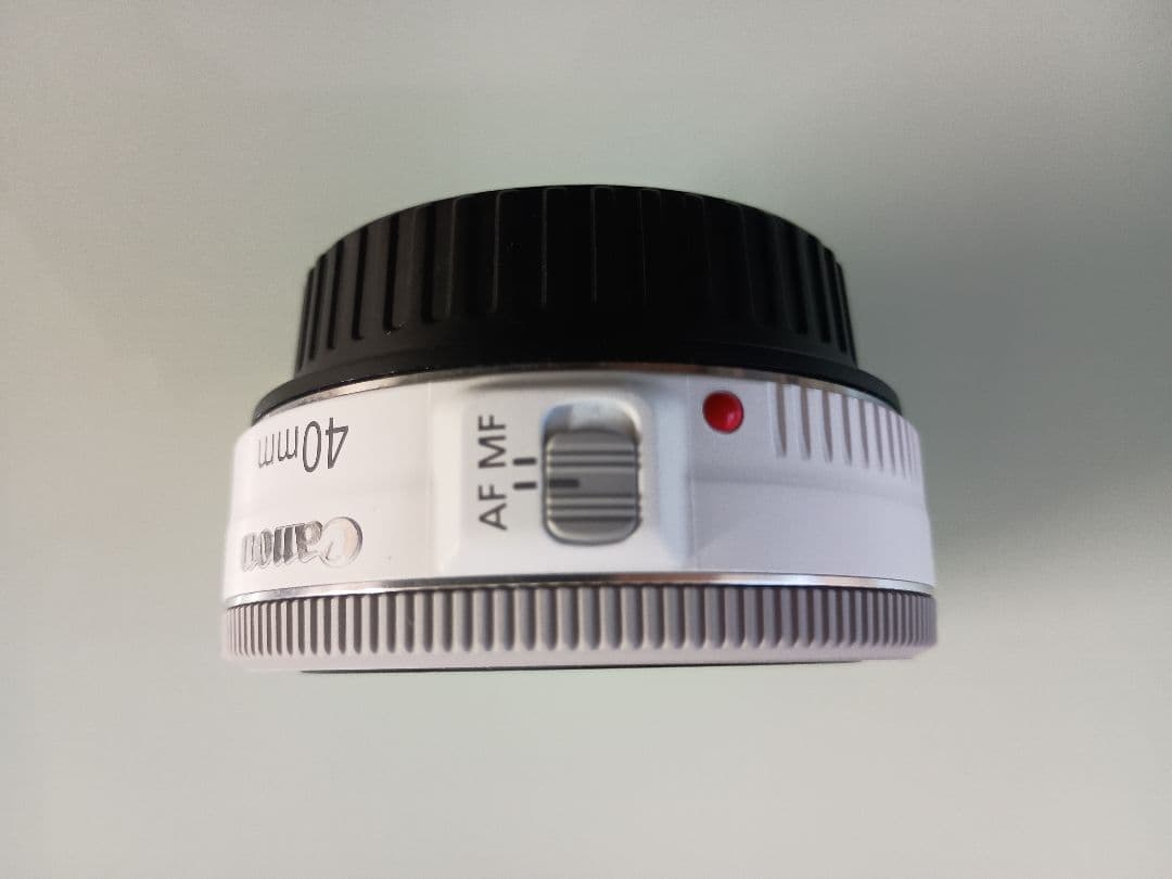 Canon EF 40mm E2.8 STM（ホワイト）単焦点レンズ