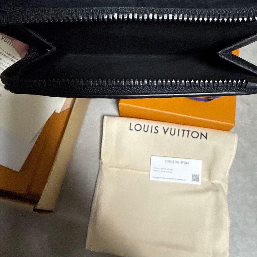 LOUIS VUITTON ブラック 三つ折り財布