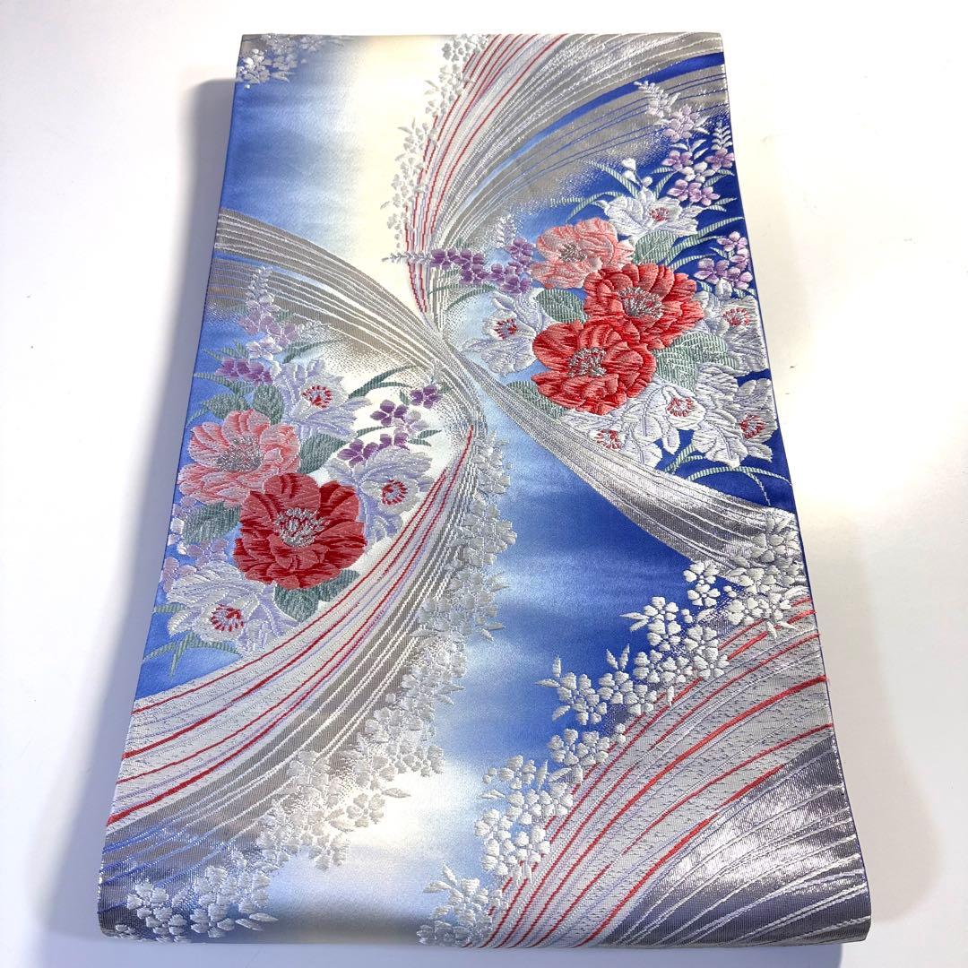 5k2963 袋帯　絹　唐織　銀色　青　赤　白　紫　ピンク　花柄　和装　着物