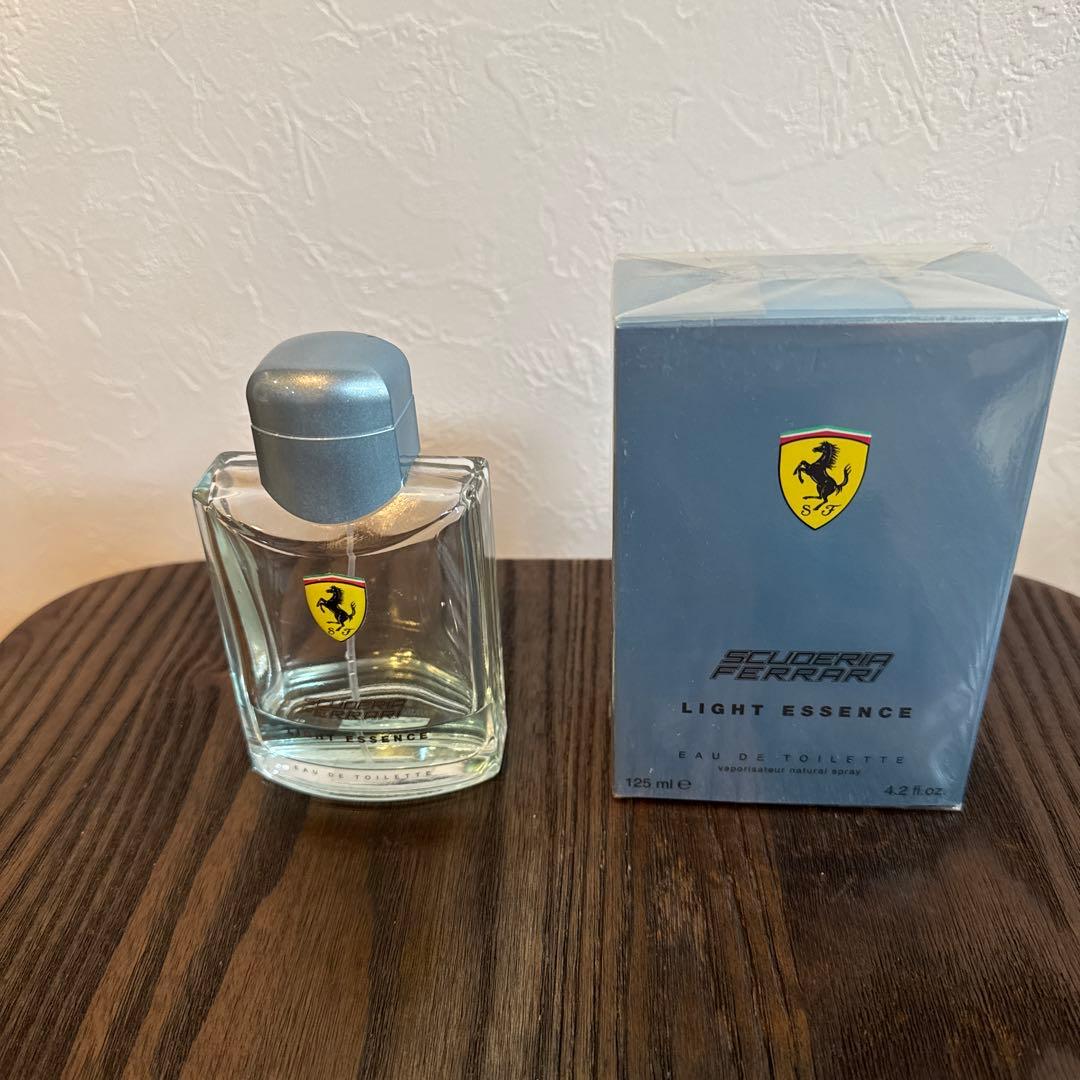 Ferrari Light Essence 125ml オードトワレ 2本セット