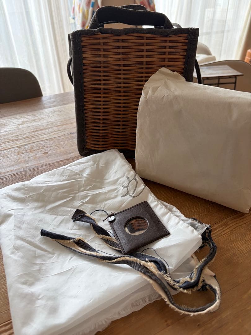 お値下中　エバゴス ebagos キャンバスカゴ袋ショルダーカーキ付属品付