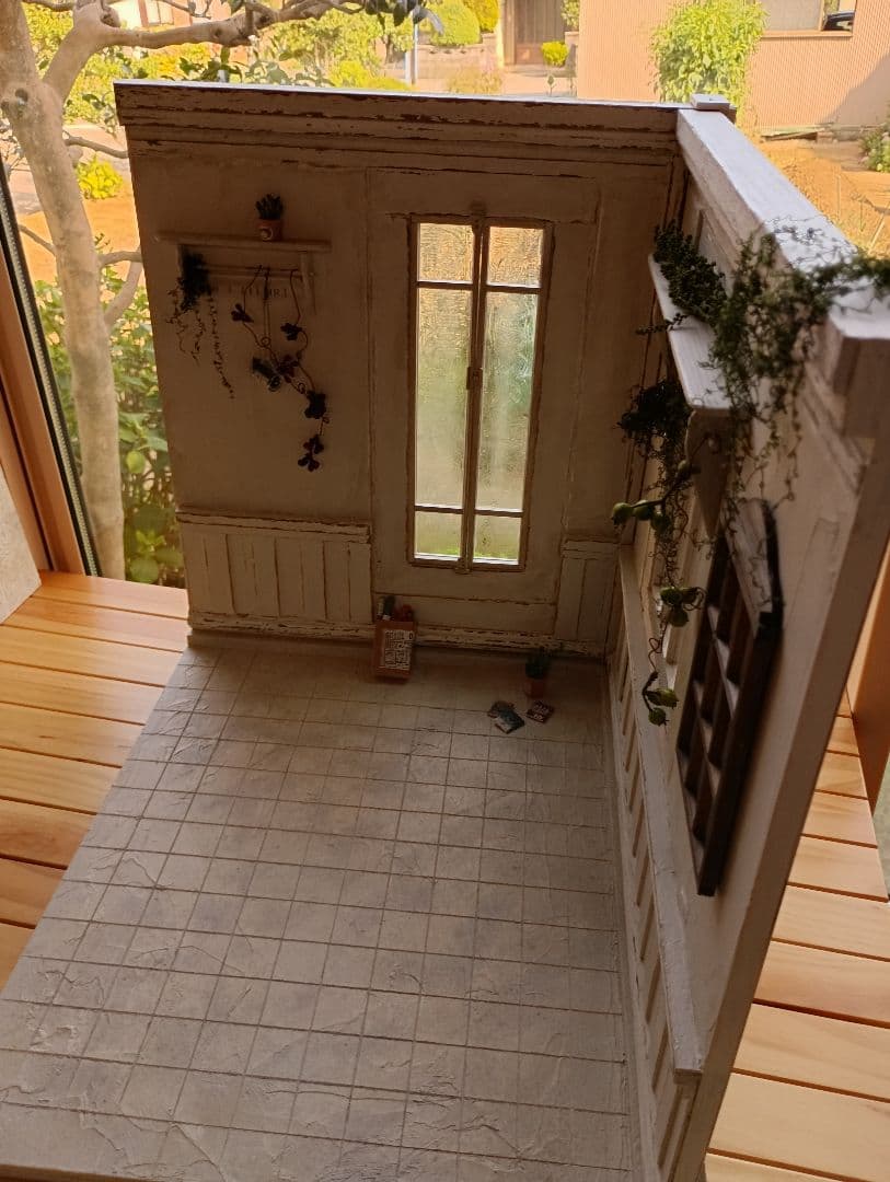 NO.100　木製 ドールハウス　背景ボード