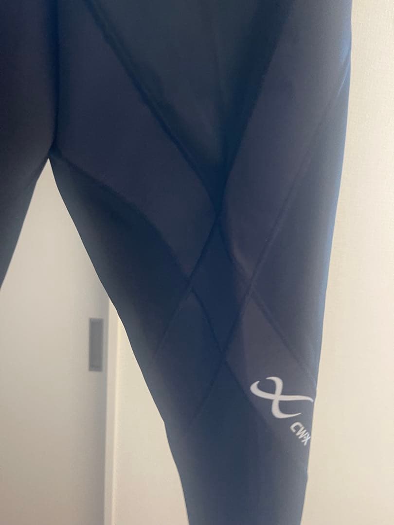 人気ブランド！早い者勝ち！タグ付き新品cw-xトレーニングパンツ レディースL