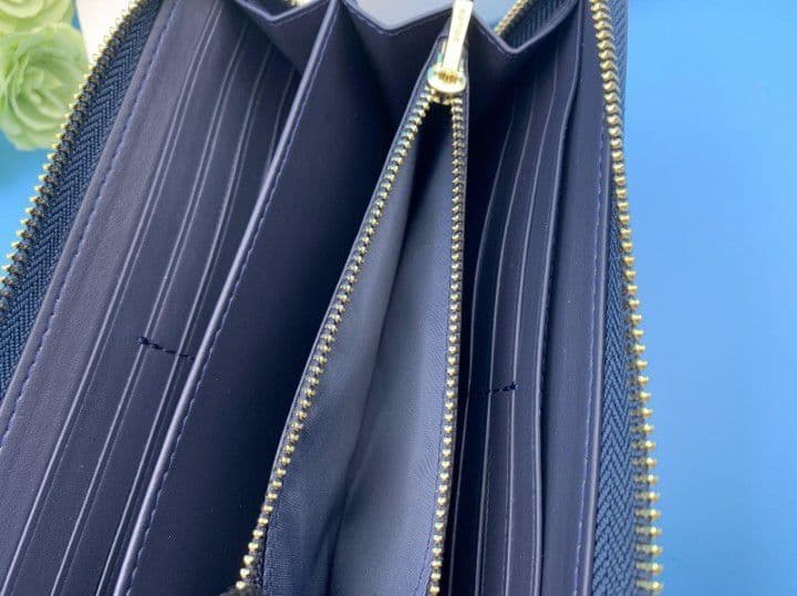 新品未使用コーチ長財布チェリーさくらんぼ柄ネイビーブルーレディースメンズ送料無料