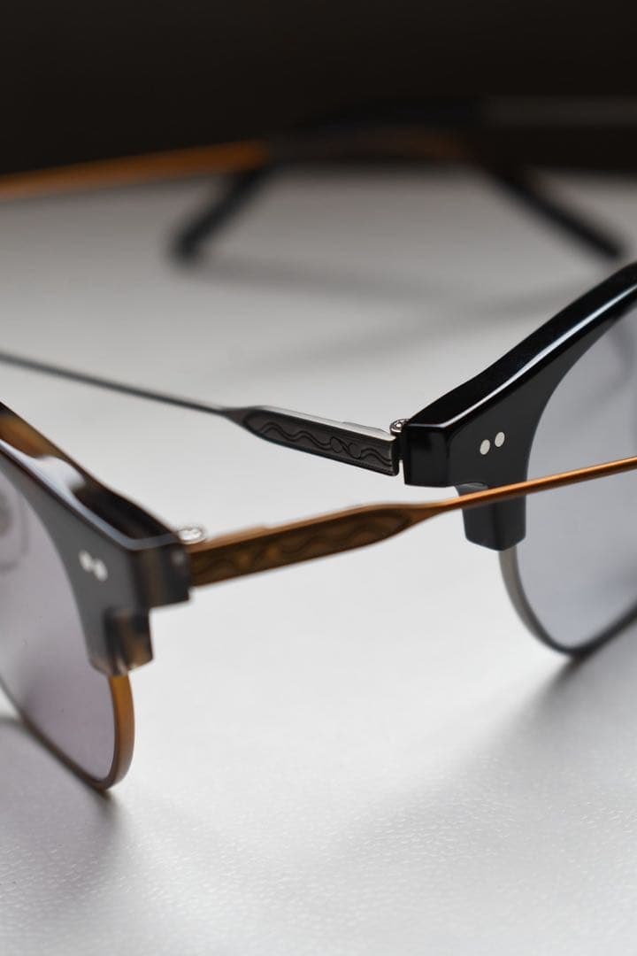 【送料無料】NEW. WILLEM サングラス　BLK　ほぼ新品　自宅試着のみ