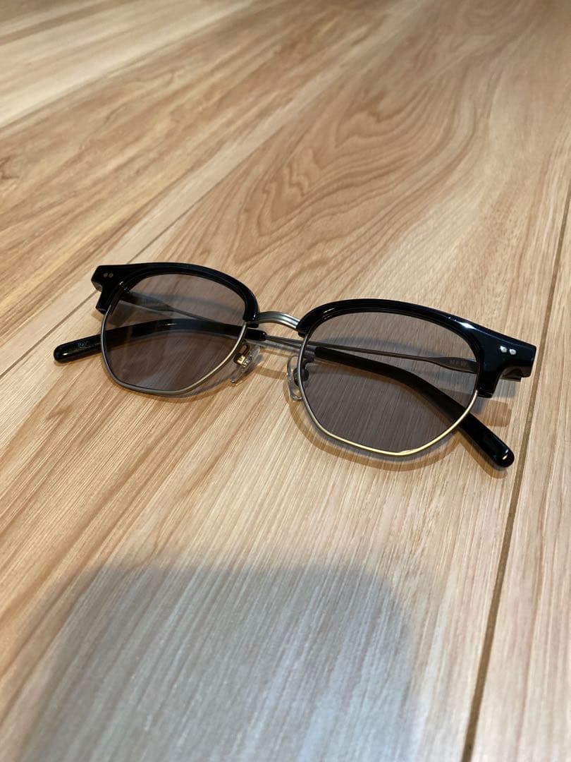 【送料無料】NEW. WILLEM サングラス　BLK　ほぼ新品　自宅試着のみ