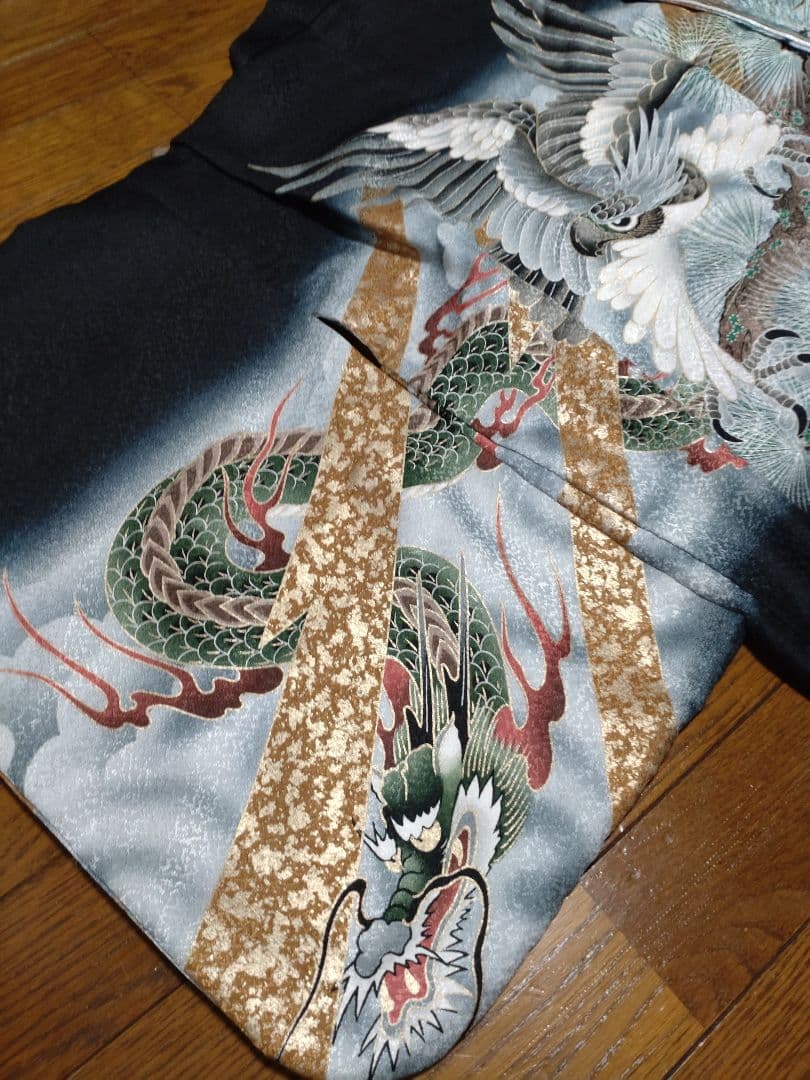 ☆七五三用☆お着物セット☆ 黒地　龍　鷹　富士山 着物　袴ゴールド　男児