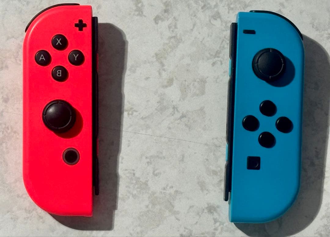 Nintendo Switch 本体 グレー ＊Joy-Con色違い