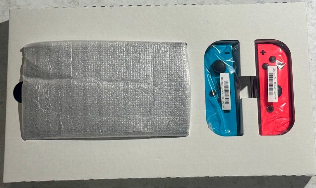 Nintendo Switch 本体 グレー ＊Joy-Con色違い