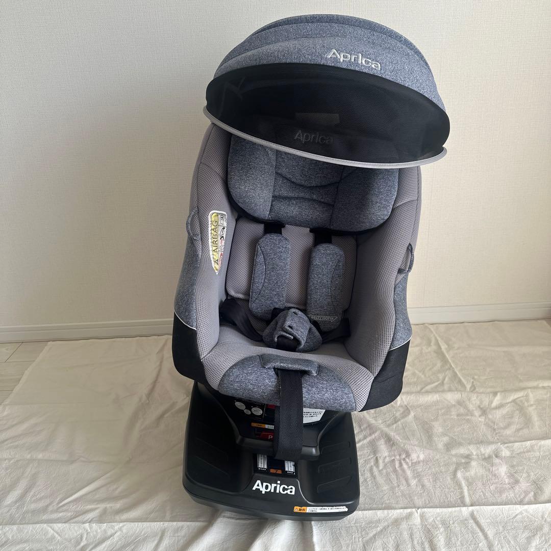 ② Aprica チャイルドシート