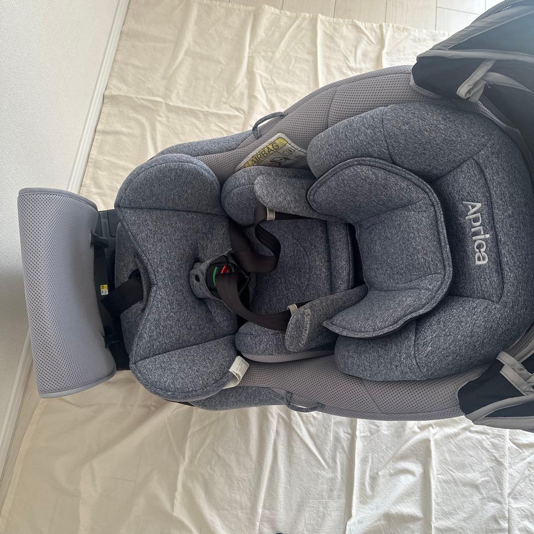 ② Aprica チャイルドシート
