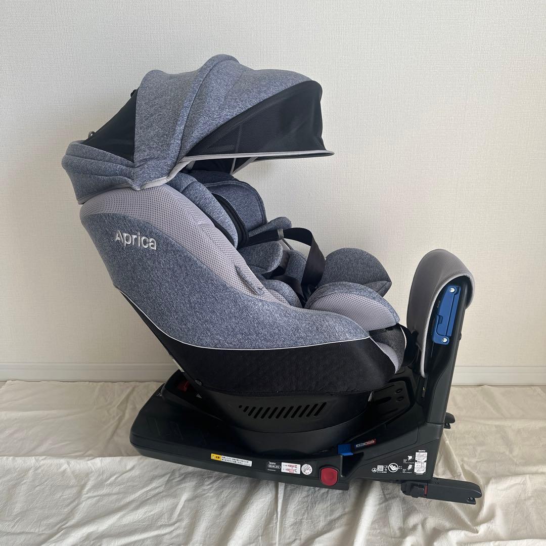 ② Aprica チャイルドシート